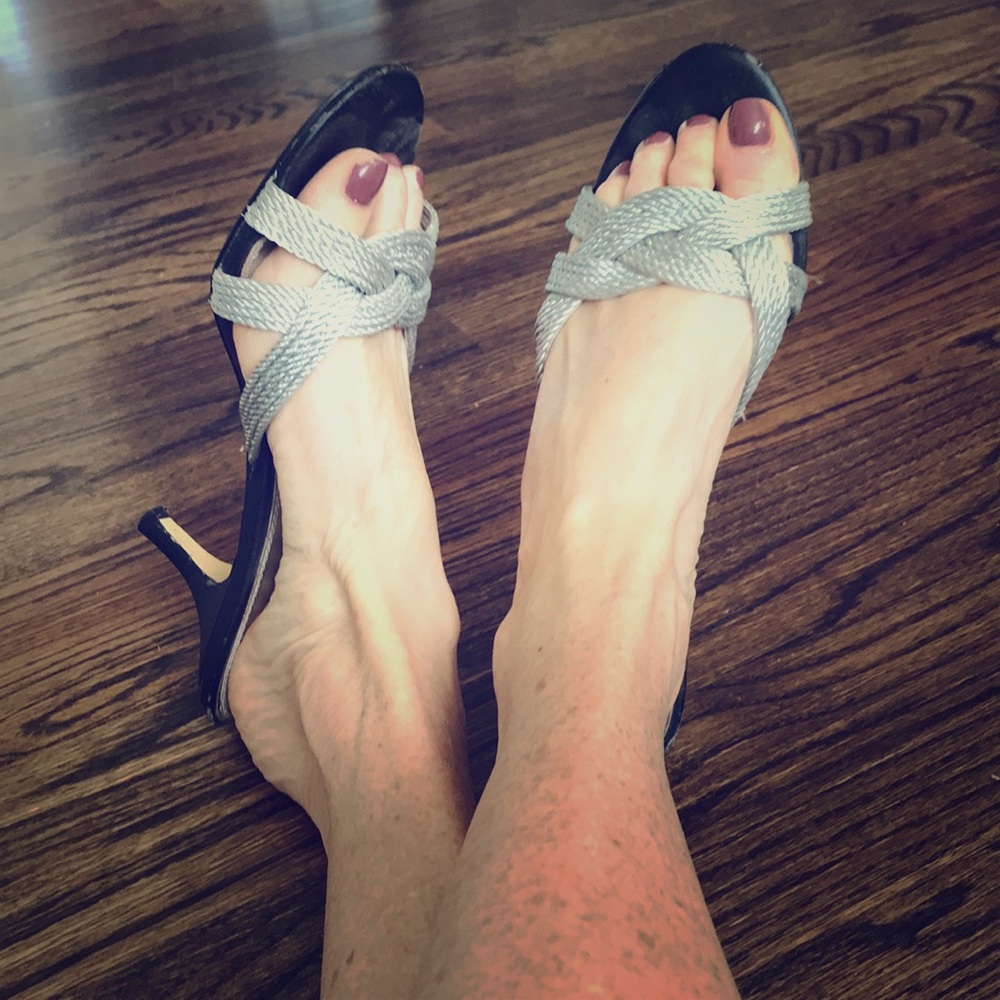 Sandals - Picture 1 of 4